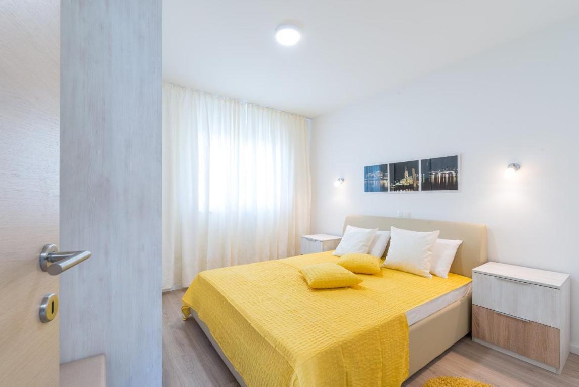 Apartmann Vir Luaran gambar