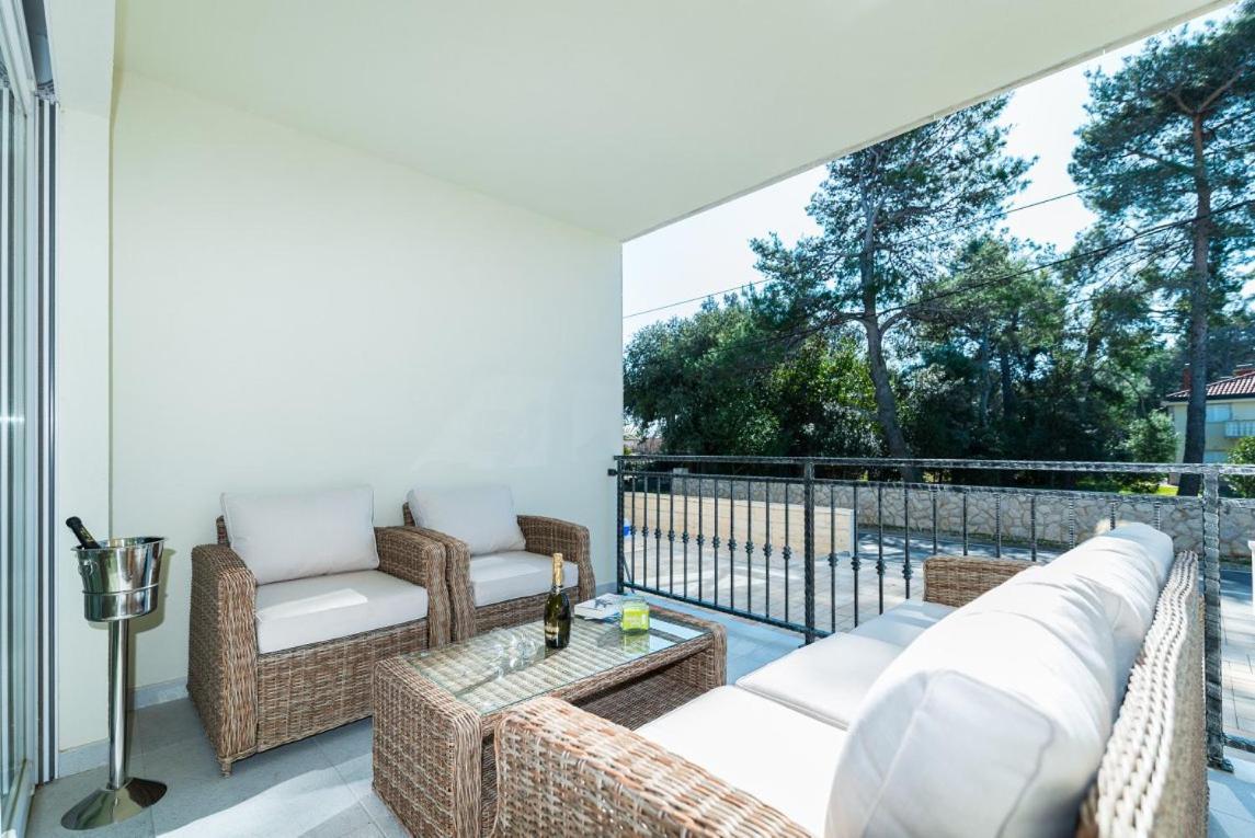 Apartmann Vir Luaran gambar