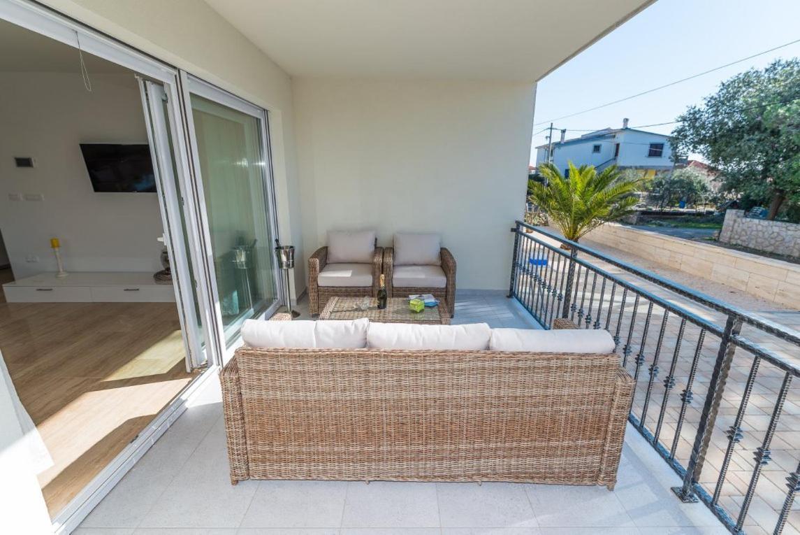 Apartmann Vir Luaran gambar